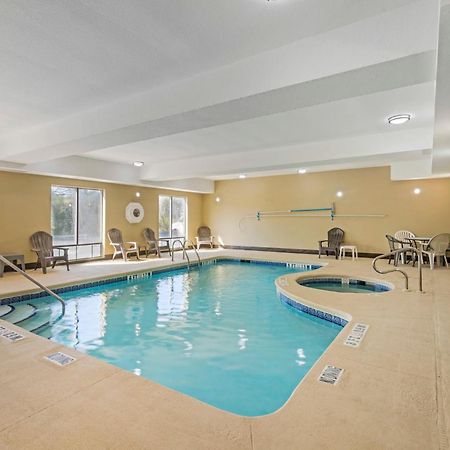 Comfort Suites Brunswick Exteriér fotografie