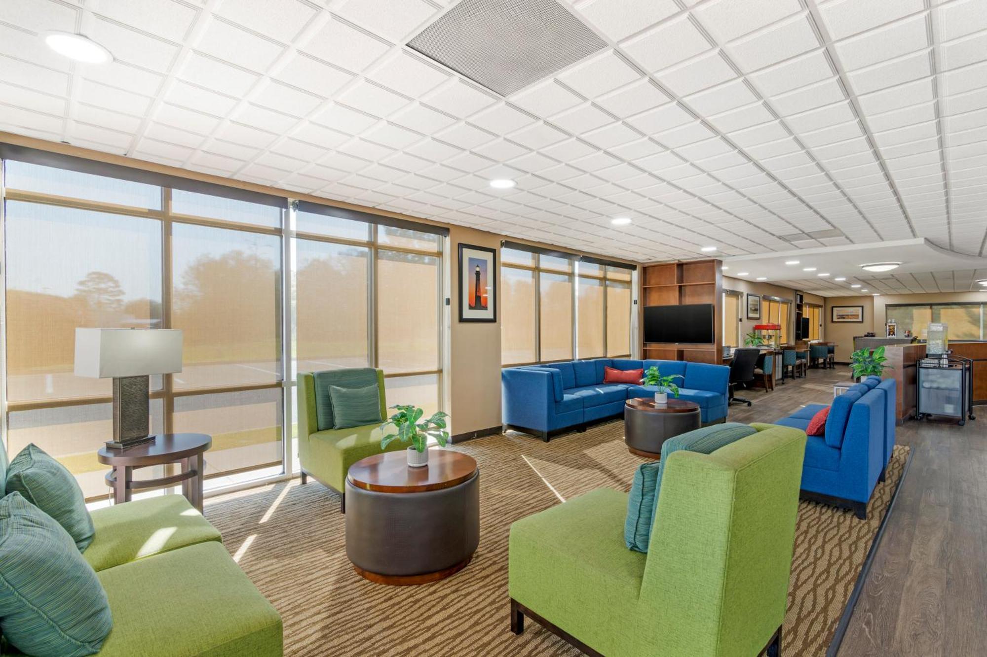 Comfort Suites Brunswick Exteriér fotografie